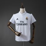 Camiseta Retro Real Madrid 18-19